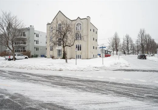 Condo à vendre - 3745 Boul. St-Laurent, App. 201, Sainte-Catherine, J5C 2B1
