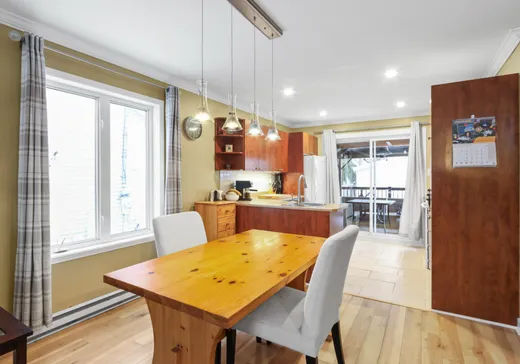 Maison à vendre - 2621 Av. Brunet, Vaudreuil-Dorion, J7V 9P4