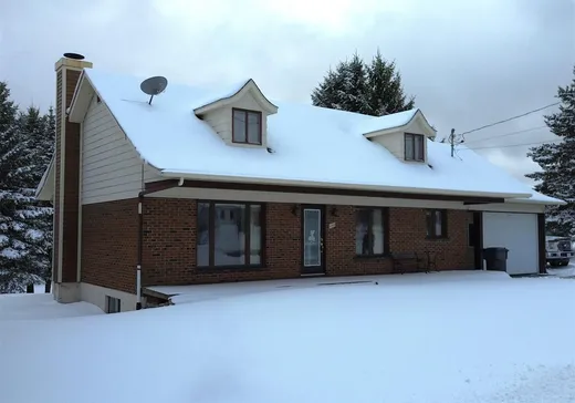 Bungalow for sale - 440 Route 161 N., Stornoway, G0Y1N0