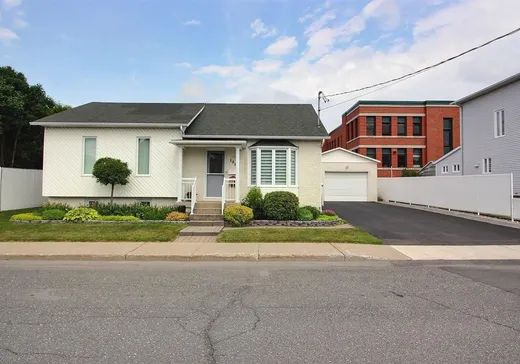 Bungalow à vendre - 1320 Rue Jogues, Drummondville, J2B4Y1