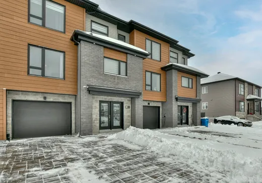 Maison à étages à vendre - 8645 Rue M.-J.-Drapeau, Mirabel, J7N0T8