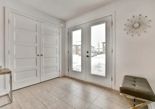 Maison à vendre - 8645 Rue M.-J.-Drapeau, Mirabel, J7N 0T8