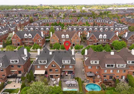 Maison à vendre - 2728 Av. Ernest-Hemingway, Montréal (Saint-Laurent), H4R 3E9