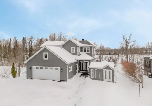 Maison à vendre - 395 Rue de la Rivière, Ste-Catherine-De-Hatley, J0B 1W0