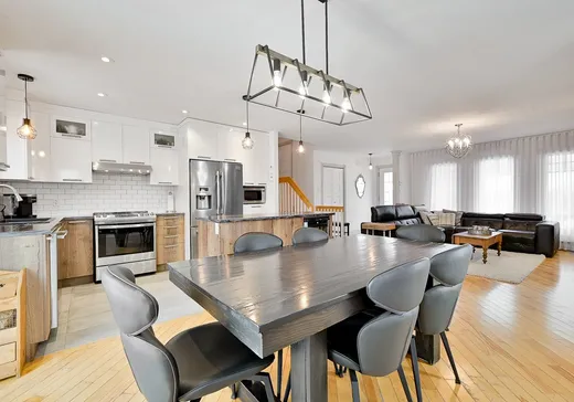 House for sale - 935 Rue Spiller, Mont-Saint-Hilaire, J3H 2E2