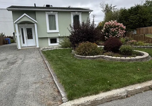 Maison à vendre - 3 Rue St-Jean, Val-d'Or, J9P 5R1