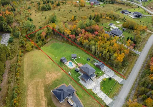 Maison à vendre - 235 Ch. de l'Axion, Magog, J1X 0W6