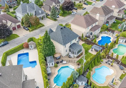 Maison à vendre - 411 Rue de St-Servan, Montréal (Saint-Léonard), H7X 4B4