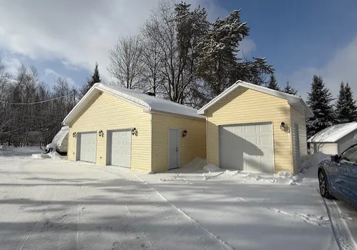 House for sale - 112 Rue Dusseault, Val des Sources, J1T 3M7
