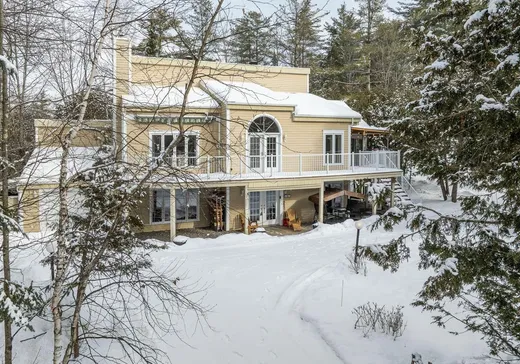 Maison à étages à vendre - 747 Ch. des Pommetiers, Magog, J1X0M8