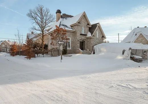 Maison à étages à vendre - 104 Rue de St-Émilion, Lachenaie, J6W6L2