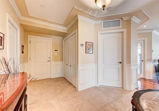 Condo à vendre - 3050 Boul. Notre-Dame, App. 703, Laval (Chomedey), H7V 4B9