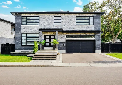 Maison à étages à vendre - 5540 Rue De Foucauld, Montréal (Saint-Léonard), H1R1G9