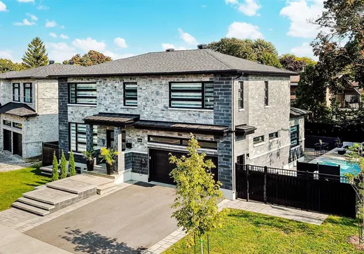 Maison à vendre - 5540 Rue De Foucauld, Montréal (Saint-Léonard), H1R 1G9