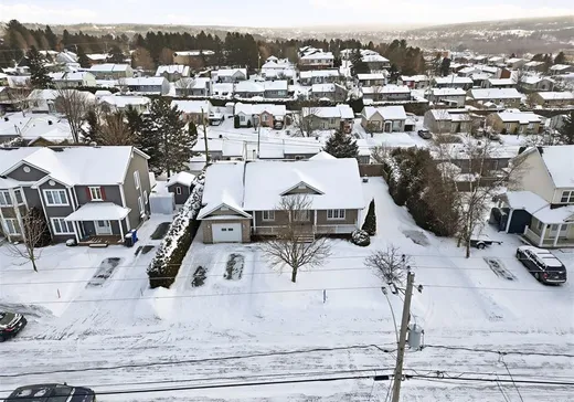 Maison à vendre - 670 80e Rue, Saint-Georges, G5Y 6J4