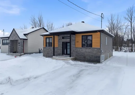 Bungalow à vendre - 695 Rue Du Merlot, Drummondville, J2B6C2