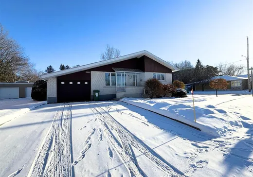 Bungalow à vendre - 248 Boul. Garon, Drummondville, J2C4A2