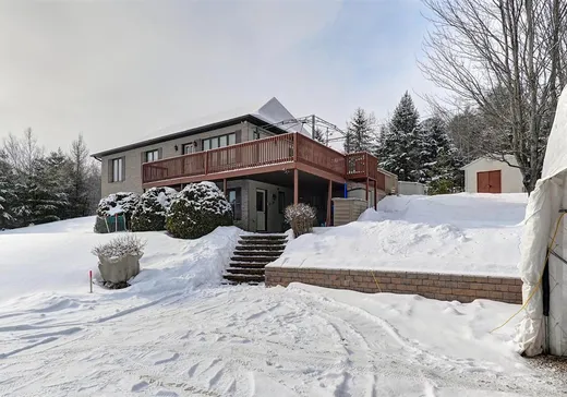 House for sale - 305 Ch. du Ruisseau, Ste-Catherine-De-Hatley, J0B 1W0