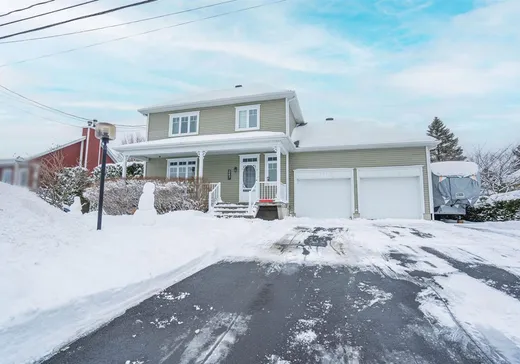 Maison à étages à vendre - 247 Rue Taschereau, St-Germain-De-Grantham, J0C1K0