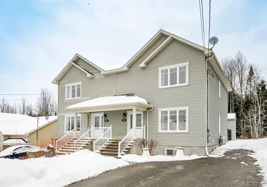 Maison à étages à vendre - 2599 Rue de l'Atlas, Fleurimont, J1E0C9