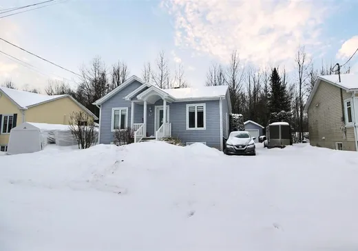Bungalow à vendre - 61 Rue Deblois, Drummondville, J2A4J7
