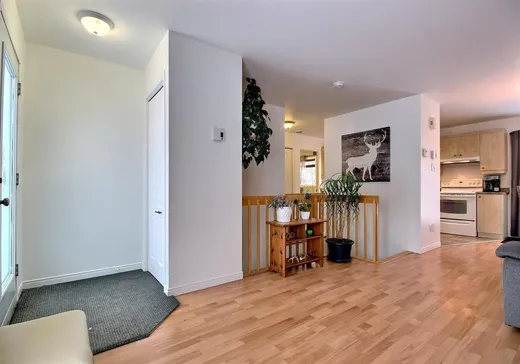 Maison à vendre - 61 Rue Deblois, Drummondville, J2A 4J7