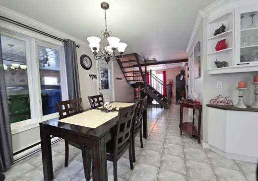 Maison à vendre - 810 Rue Principale, Sainte-Rose-de-Watford, G0R 4G0