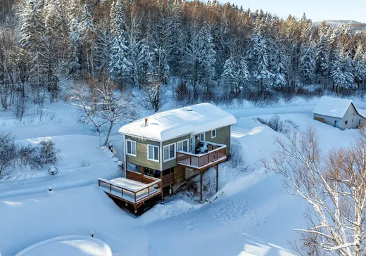 Two or more stories for sale - 286 Rg St-Antoine N., Baie-Saint-Paul, G3Z2C2