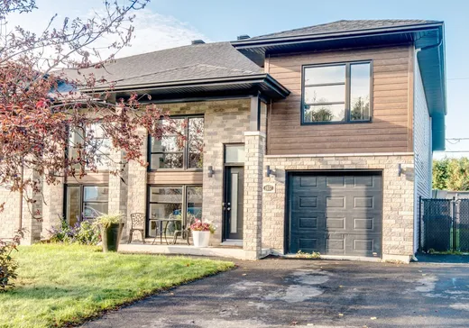 Two or more stories for sale - 1037 Rue Paul, Saint-Amable, J0L1N0