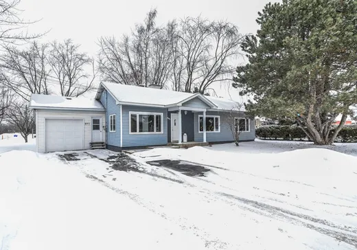 Two or more stories for sale - 491 La Grande-Caroline, Saint-Césaire, J0L1M0