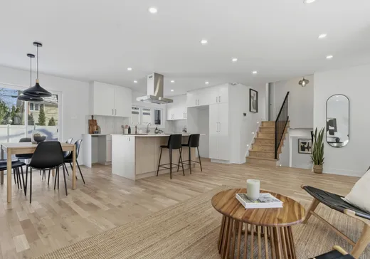 House for sale - 5 Av. de la Gaspésie, Candiac, J5R 3T8