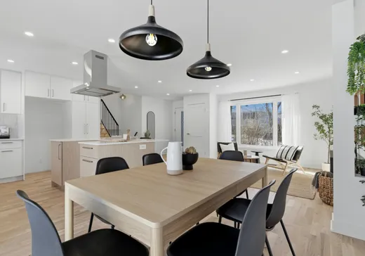 House for sale - 5 Av. de la Gaspésie, Candiac, J5R 3T8