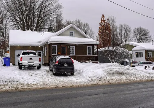 Bungalow à vendre - 8142 Av. du Zoo, Charlesbourg, G1G4G3