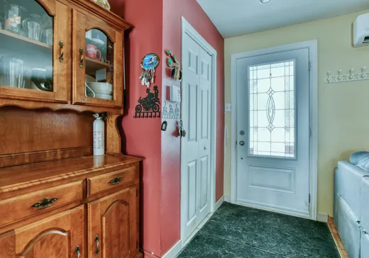 Maison à vendre - 24 16e Avenue, Sainte-Marthe-sur-le-Lac, J0N 1P0