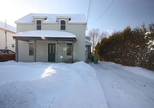 Maison à étages à vendre - 208 Rue Isabella, Lachute, J8H2B4