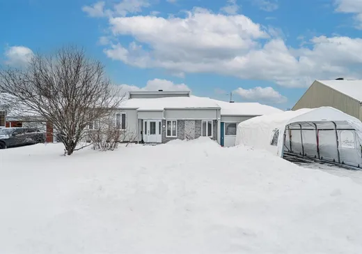 Bungalow à vendre - 27 Rue Gilbert, Chicoutimi-Jonquière, G6J1P8