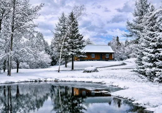 Bungalow à vendre - 5 Ch. du Roy, St-Etienne-De-Bolton, J0E2E0