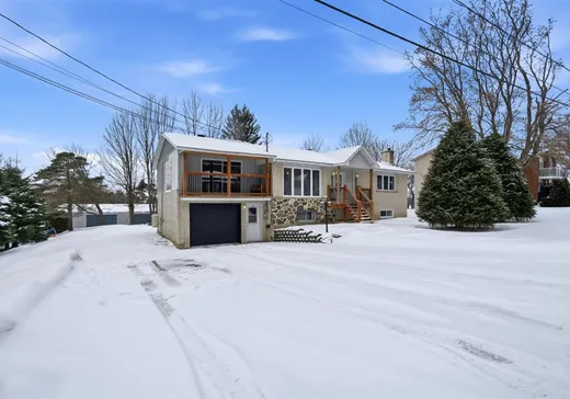 Bungalow à vendre - 17 Rue Bellevue, Coaticook, J0B1L0