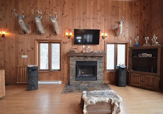 Maison à vendre - 169 Ch. Roy, Val Morin, J0T 2T0