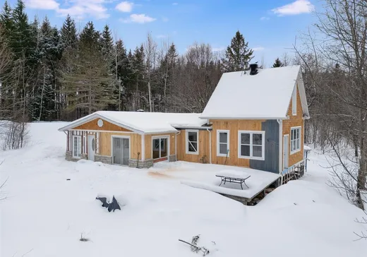 Bungalow à vendre - 27 Ch. Houle, Saint-Isidore-de-Clifton, J0B2X0