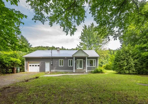 Maison à vendre - 46 Rue des Pins, Sainte-Brigitte-de-Laval, G0A 3K0