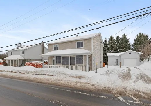Maison à vendre - 425 Boul. St-Pierre, St-Raphael-de-Bellechasse, G0R 4C0