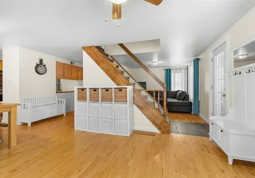 Maison à vendre - 425 Boul. St-Pierre, St-Raphael-de-Bellechasse, G0R 4C0