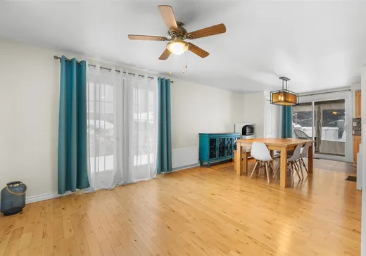 Maison à vendre - 425 Boul. St-Pierre, St-Raphael-de-Bellechasse, G0R 4C0