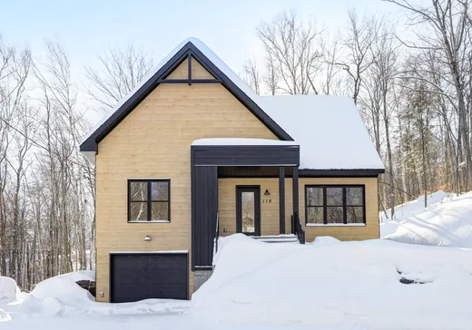 Maison à étages à vendre - 118 Ch. des Quatorze-Îles, St-Hippolyte, J8A1X7