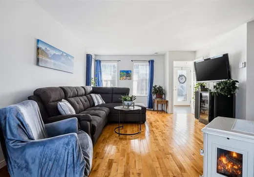 Maison à vendre - 1184 Rue des Pélicans, Sherbrooke, J1R 0M7