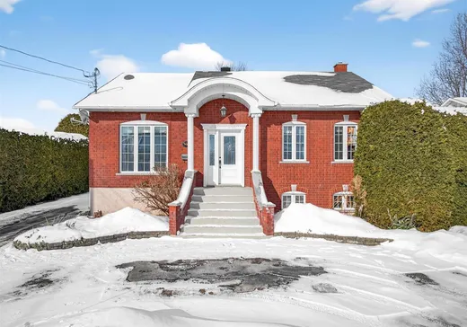 Bungalow à vendre - 3665 Rue St-Joseph, St-Cyrille-De-Wendover, J1Z1G8