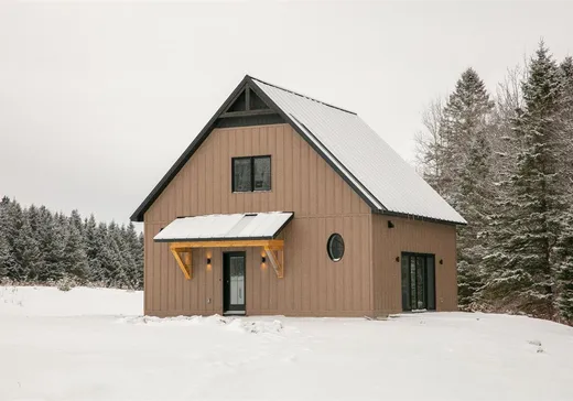 Maison à étages à vendre - 720 Rue des Pionniers, Weedon, J0B3J0