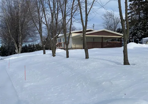 Maison à vendre - 5608 Ch. des Semeurs, Warwick, J0A 1C0