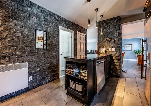 House for sale - 425 Rue des Vétérans, Cap-De-La-Madeleine, G8T 2W8